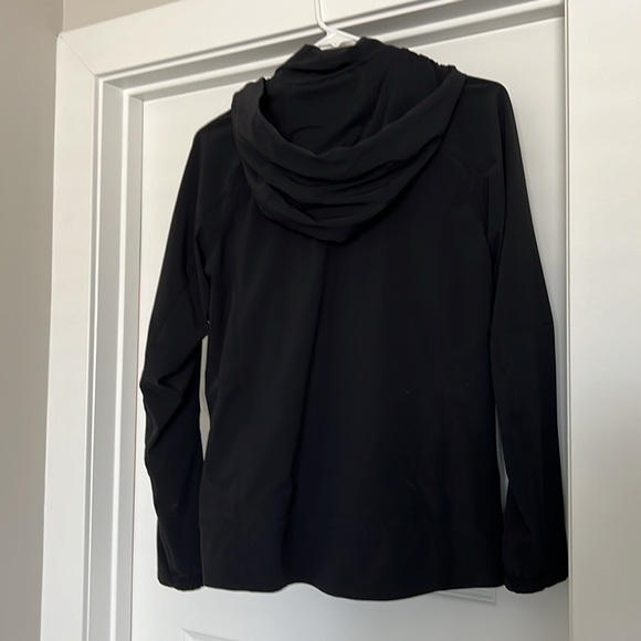 LULULEMON | Step to it Jacket * Black * 4 - Picture 8 of 10